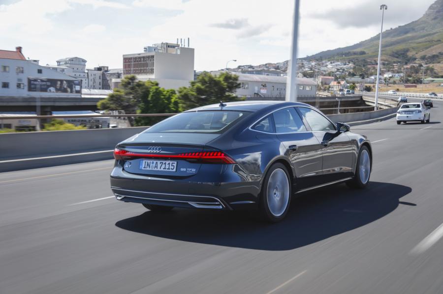  Audi A7 Sportback 55 TFSI Quattro 2018 года  (WW) (фото 10 из 16)
